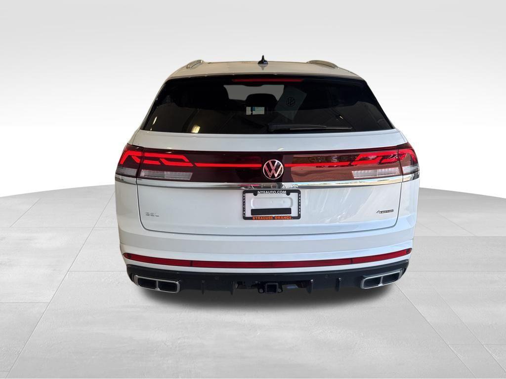 new 2026 Volkswagen Atlas Cross Sport car, priced at $56,186