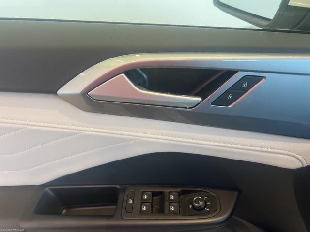 new 2025 Volkswagen Taos car, priced at $37,621