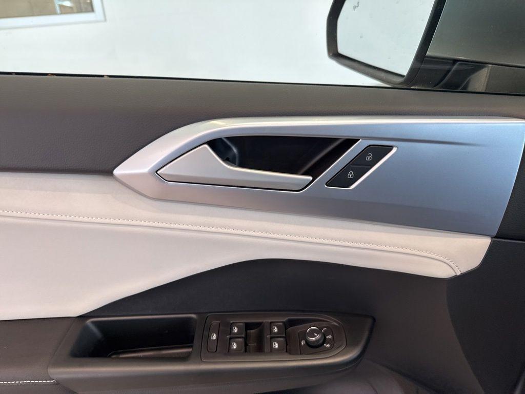 new 2025 Volkswagen Taos car, priced at $32,332