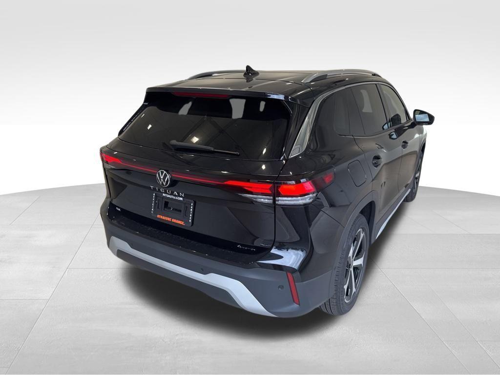 new 2025 Volkswagen Tiguan car, priced at $37,487