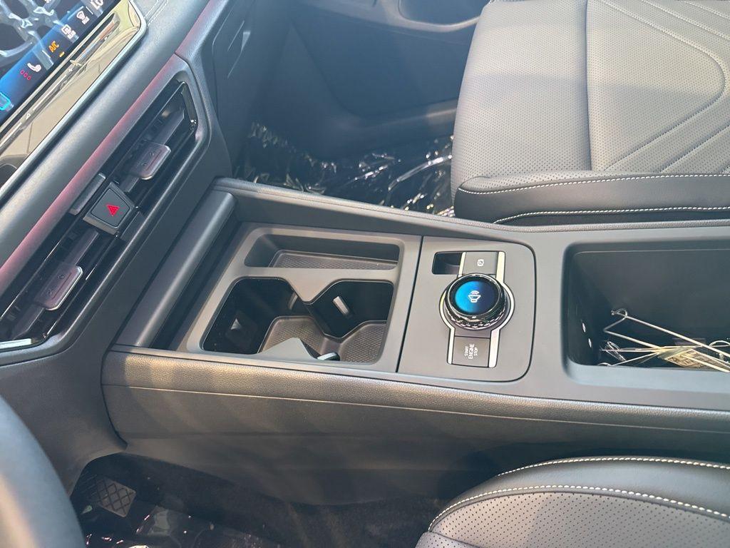 new 2025 Volkswagen Tiguan car, priced at $35,321