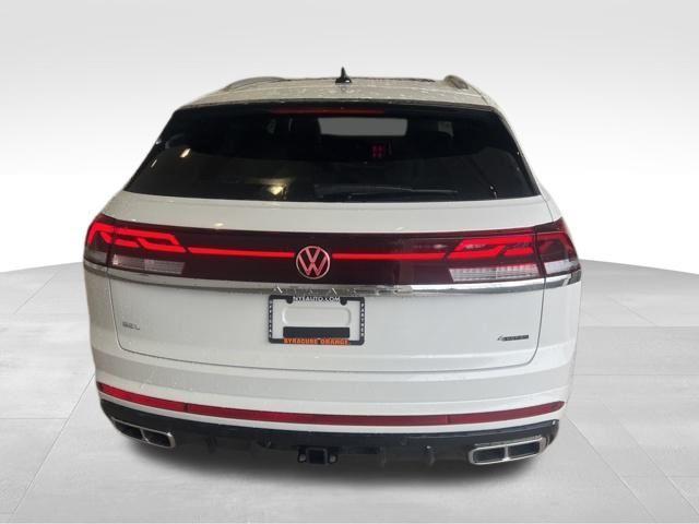 new 2025 Volkswagen Atlas Cross Sport car, priced at $54,081