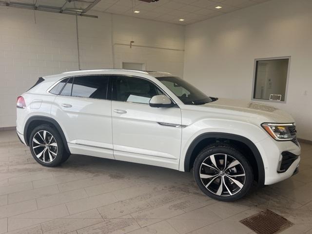 new 2025 Volkswagen Atlas Cross Sport car, priced at $55,581