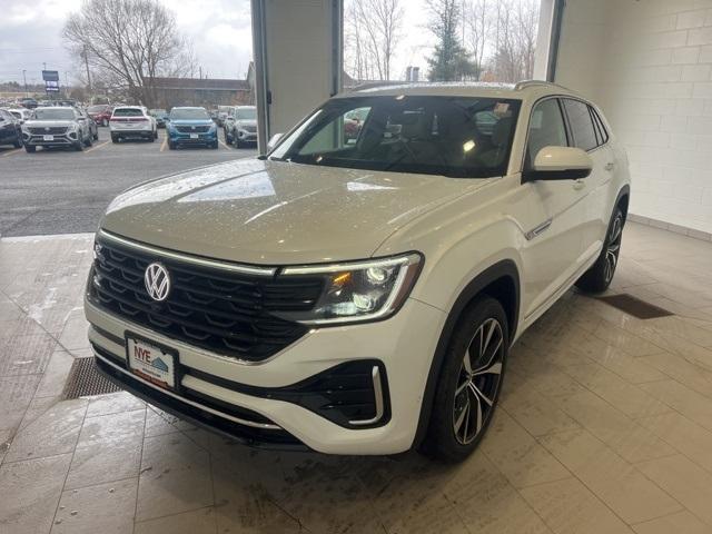 new 2025 Volkswagen Atlas Cross Sport car, priced at $55,581