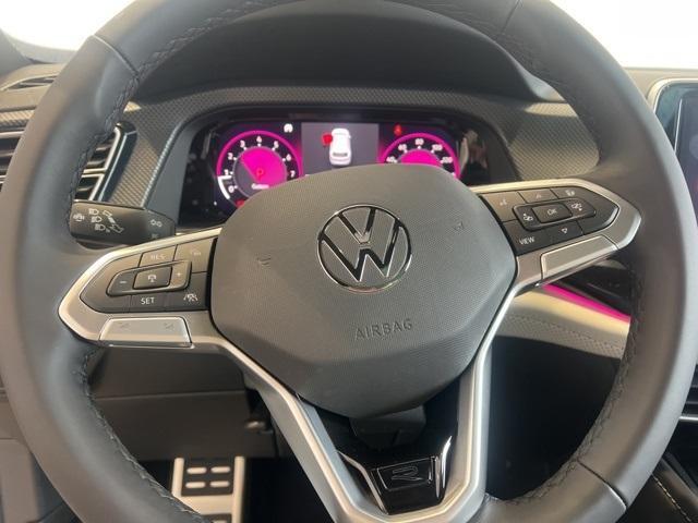 new 2025 Volkswagen Atlas Cross Sport car, priced at $55,581