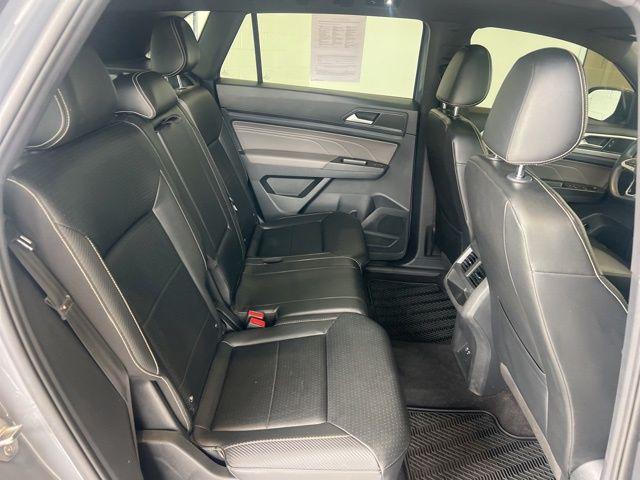 used 2022 Volkswagen Atlas Cross Sport car, priced at $24,980