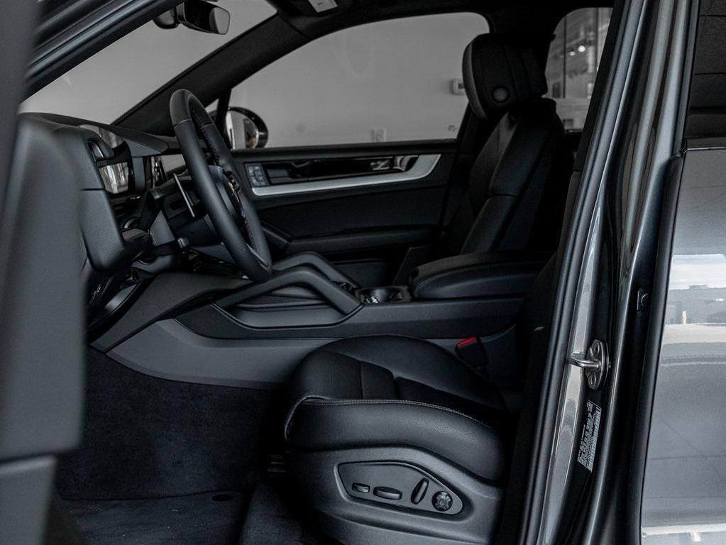 used 2025 Porsche Cayenne car, priced at $91,000