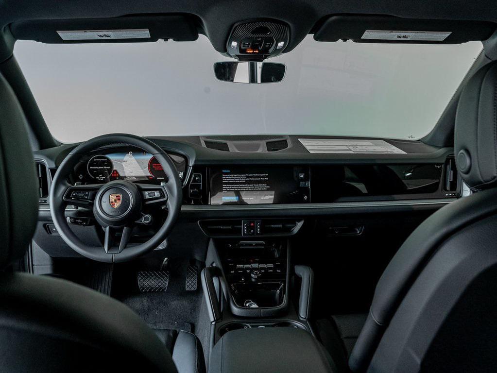used 2025 Porsche Cayenne car, priced at $91,000