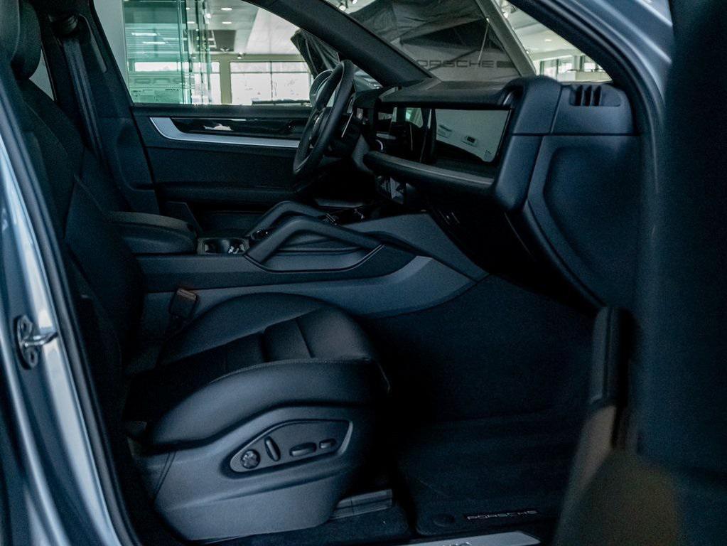 used 2025 Porsche Cayenne car, priced at $90,000