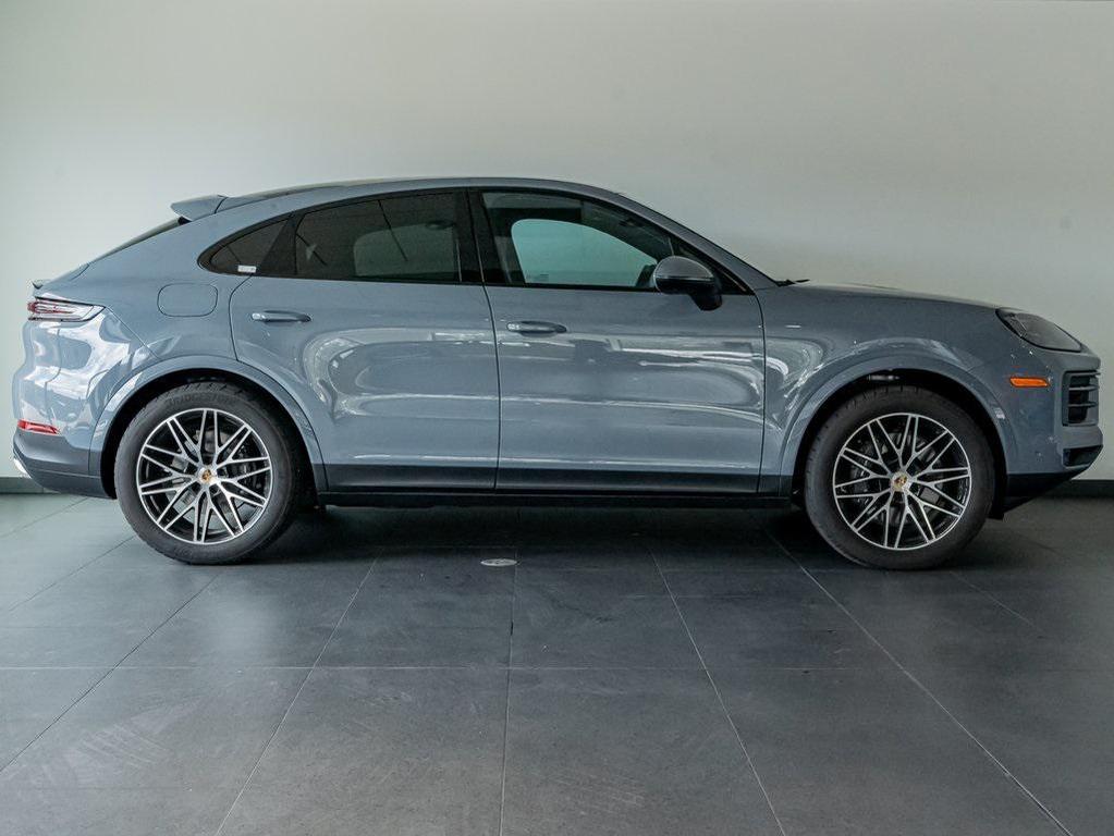 used 2024 Porsche Cayenne car, priced at $91,000