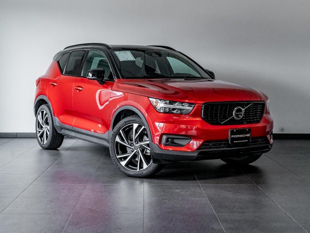 used 2020 Volvo XC40 car, priced at $25,000