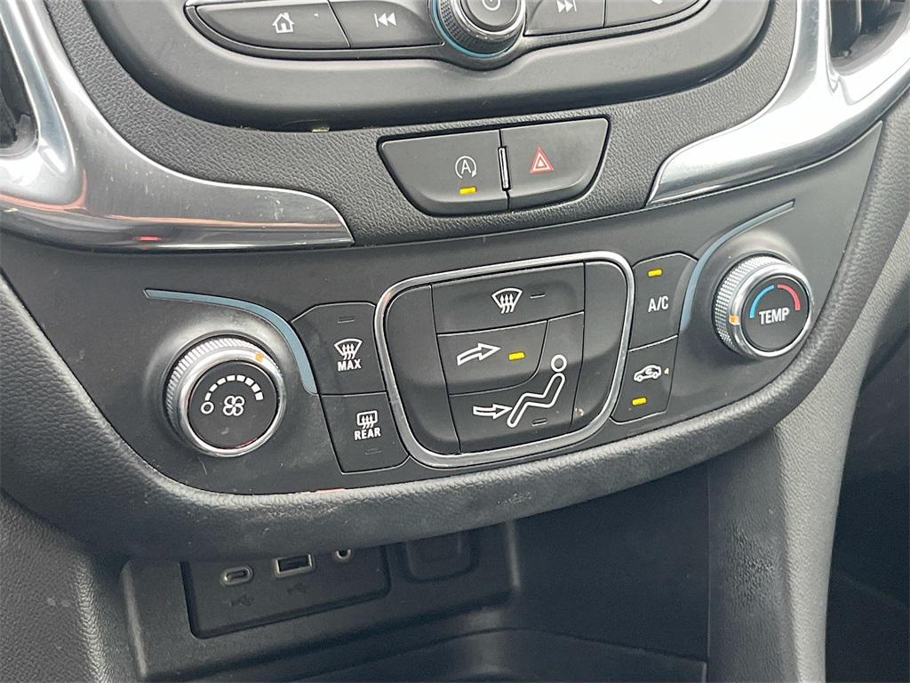used 2023 Chevrolet Equinox car, priced at $18,700