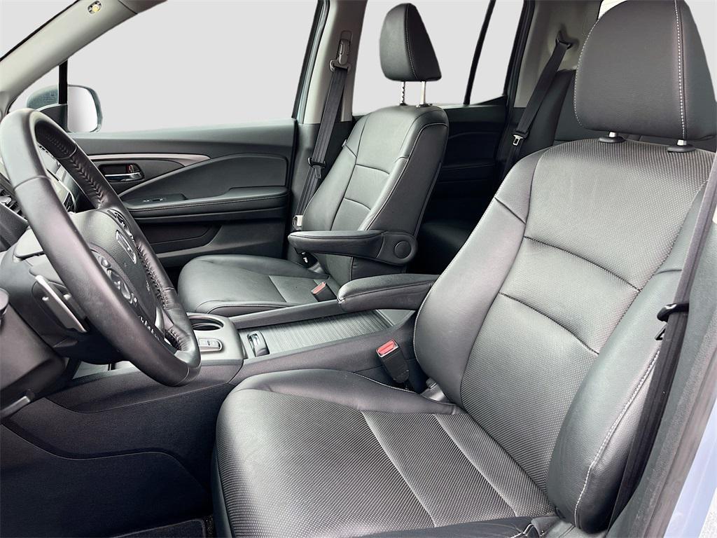 used 2023 Honda Ridgeline car, priced at $24,600