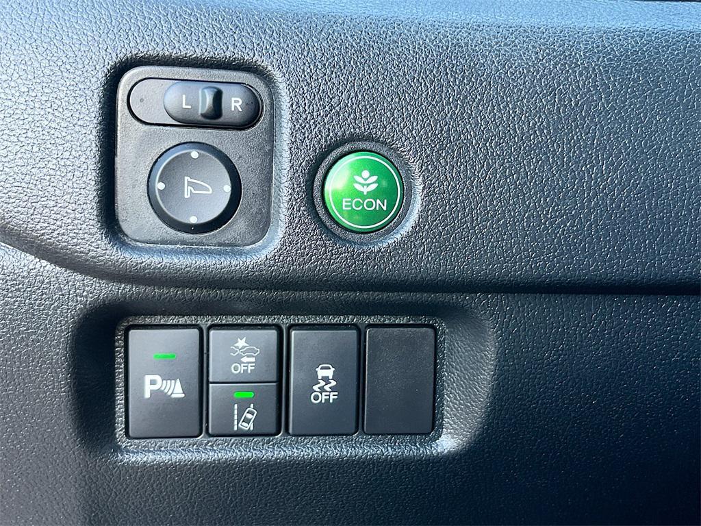 used 2022 Honda Passport car, priced at $27,500