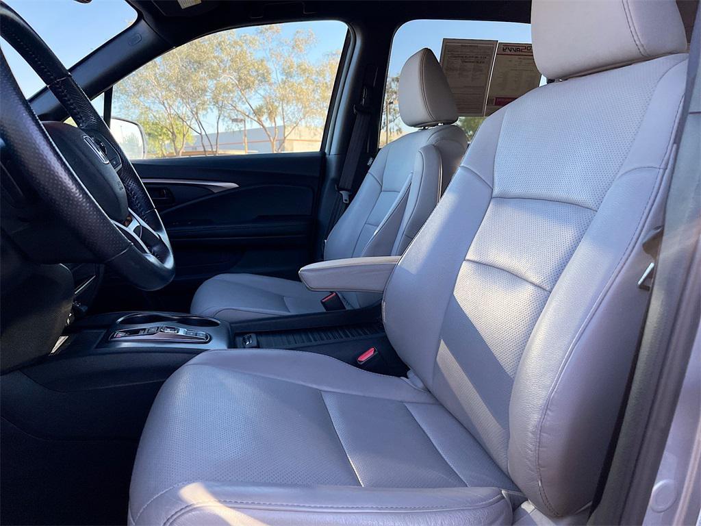 used 2022 Honda Passport car, priced at $27,500