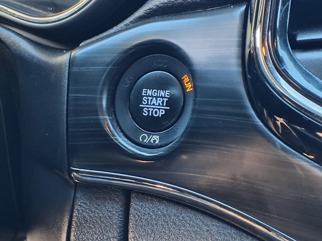 used 2020 Jeep Grand Cherokee car, priced at $22,100