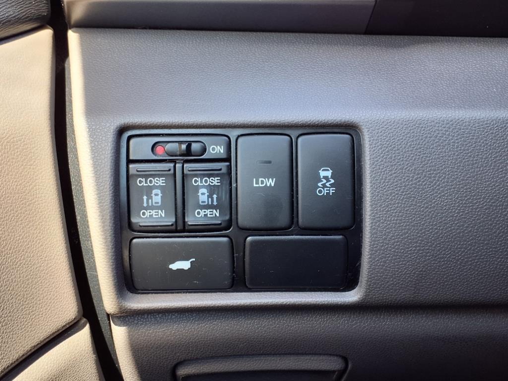 used 2016 Honda Odyssey car, priced at $14,000