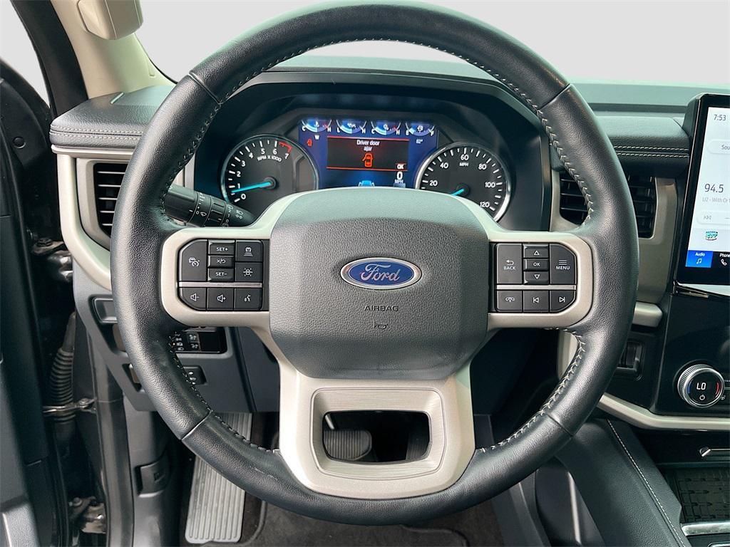 used 2022 Ford Expedition car, priced at $35,500