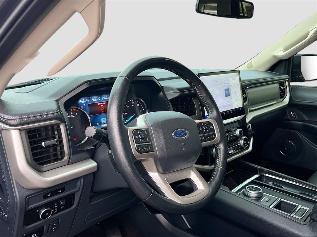 used 2022 Ford Expedition car, priced at $35,500