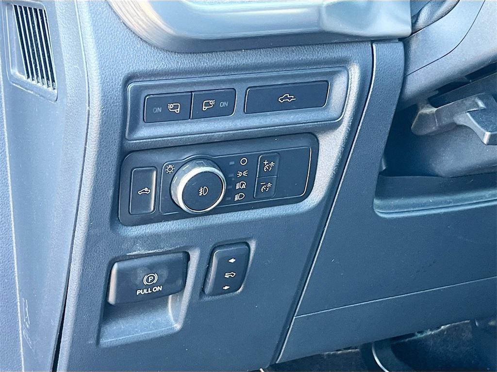 used 2022 Ford F-150 car, priced at $27,400