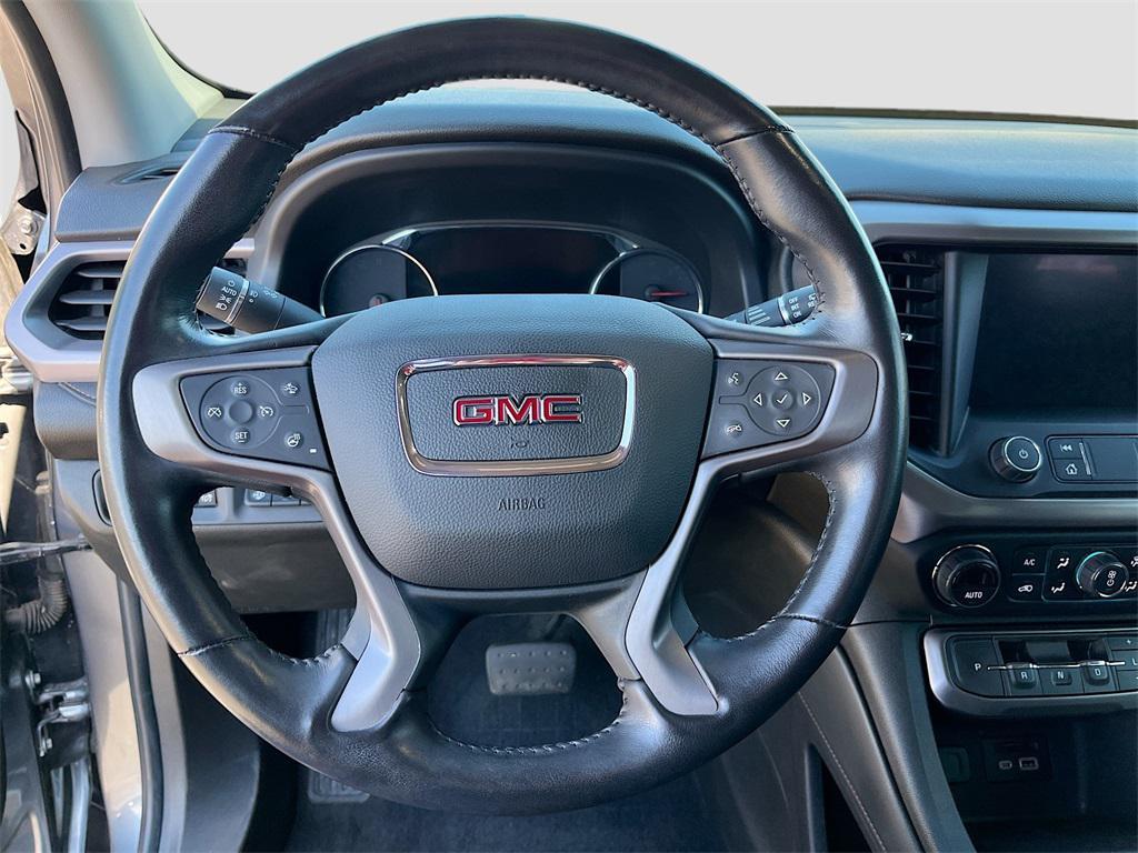 used 2022 GMC Acadia car, priced at $25,300