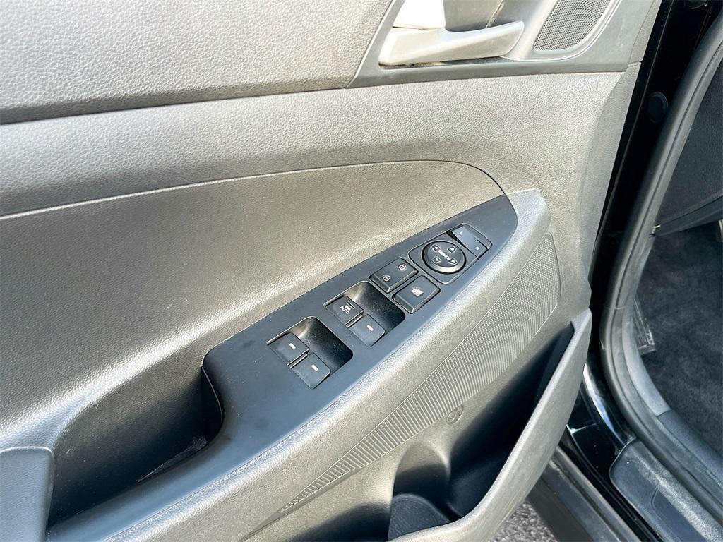 used 2021 Hyundai Tucson car, priced at $16,400