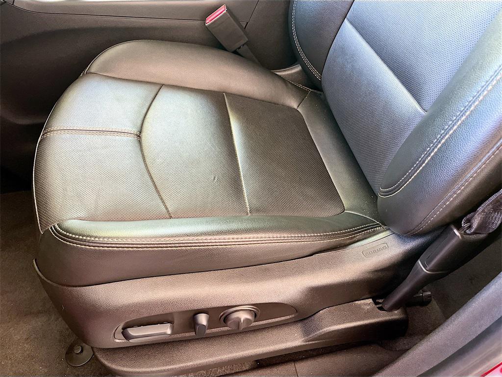 used 2024 Chevrolet Equinox car, priced at $26,200