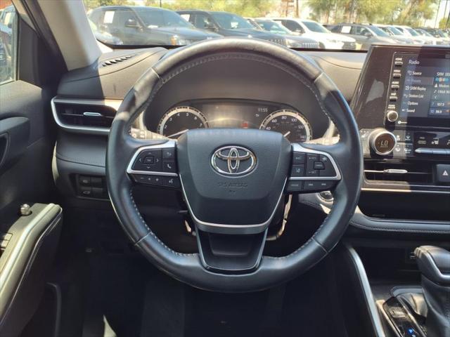 used 2022 Toyota Highlander car, priced at $30,500