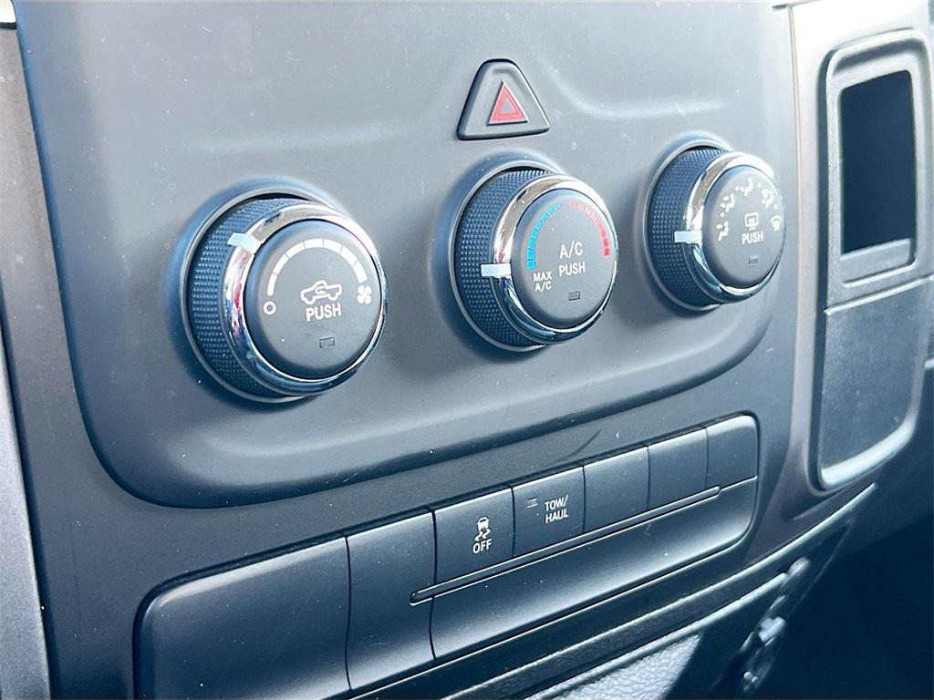 used 2022 Ram 1500 Classic car, priced at $20,000