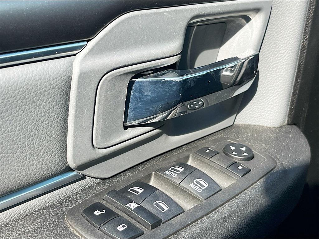 used 2022 Ram 1500 Classic car, priced at $20,000