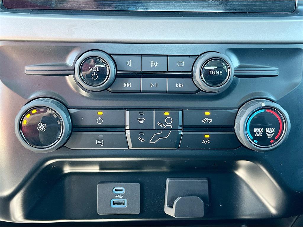 used 2024 Ford F-150 car, priced at $31,400