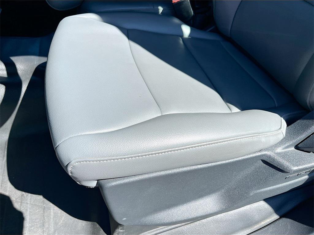 used 2024 Ford F-150 car, priced at $31,400