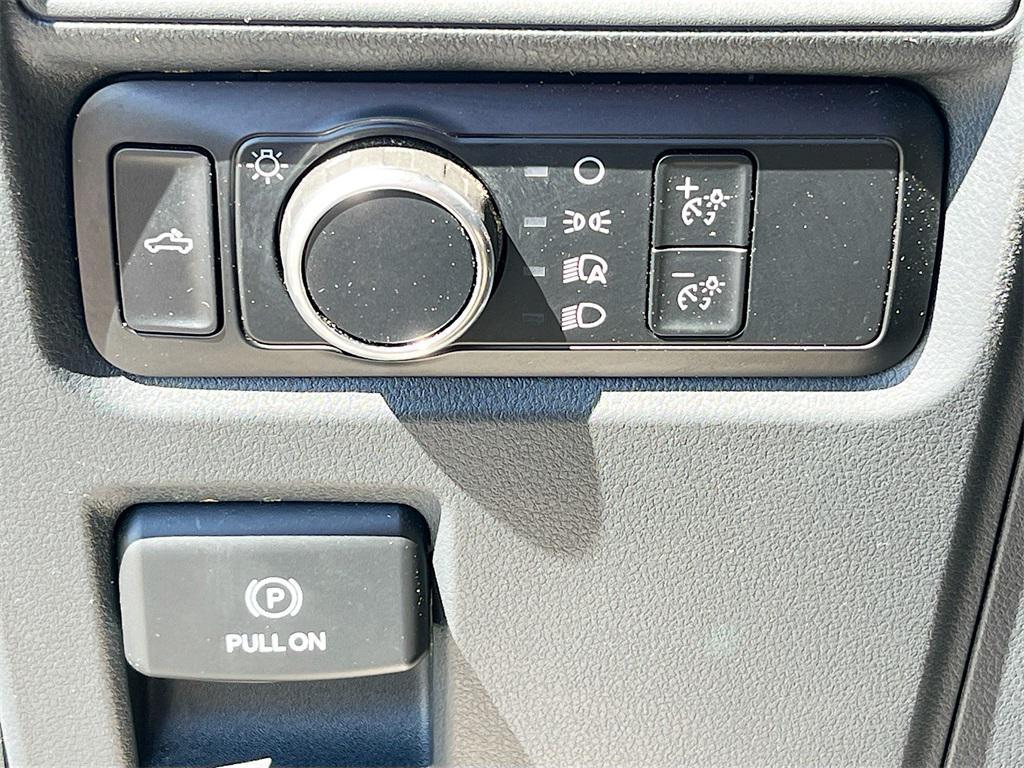 used 2024 Ford F-150 car, priced at $31,400