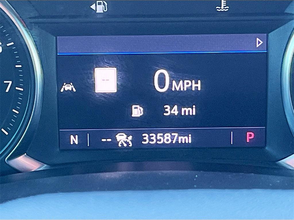 used 2023 Chevrolet Equinox car, priced at $20,000