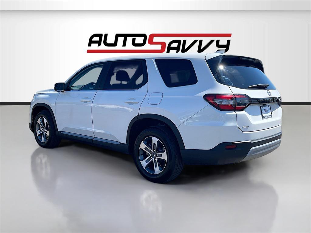 used 2024 Honda Pilot car, priced at $33,800