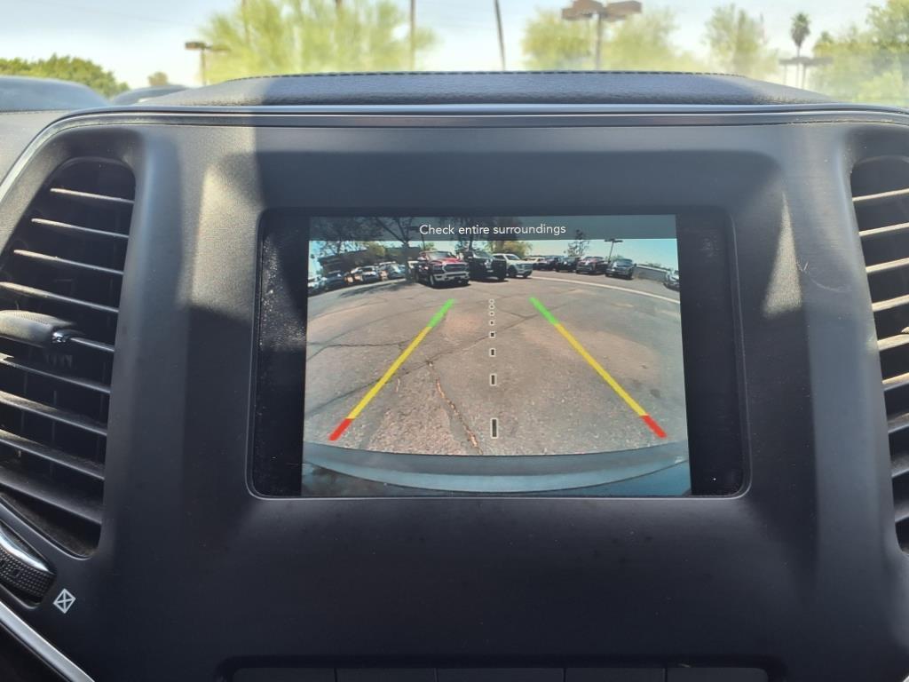 used 2021 Jeep Cherokee car, priced at $17,200