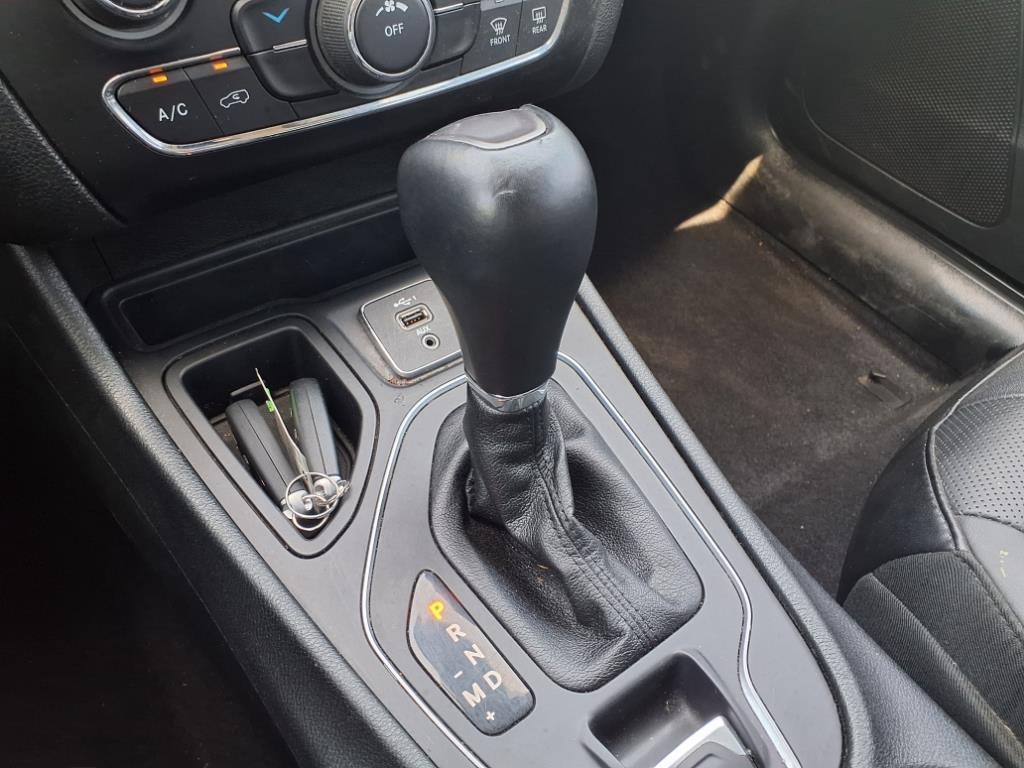 used 2021 Jeep Cherokee car, priced at $17,200