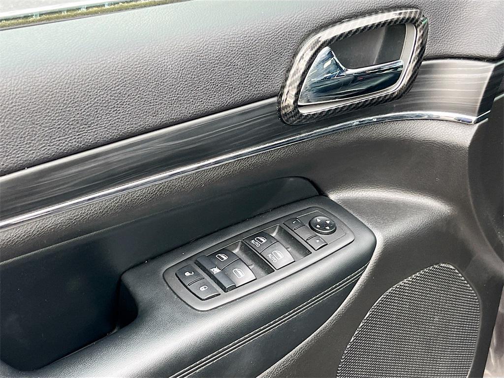 used 2021 Jeep Grand Cherokee car, priced at $19,700