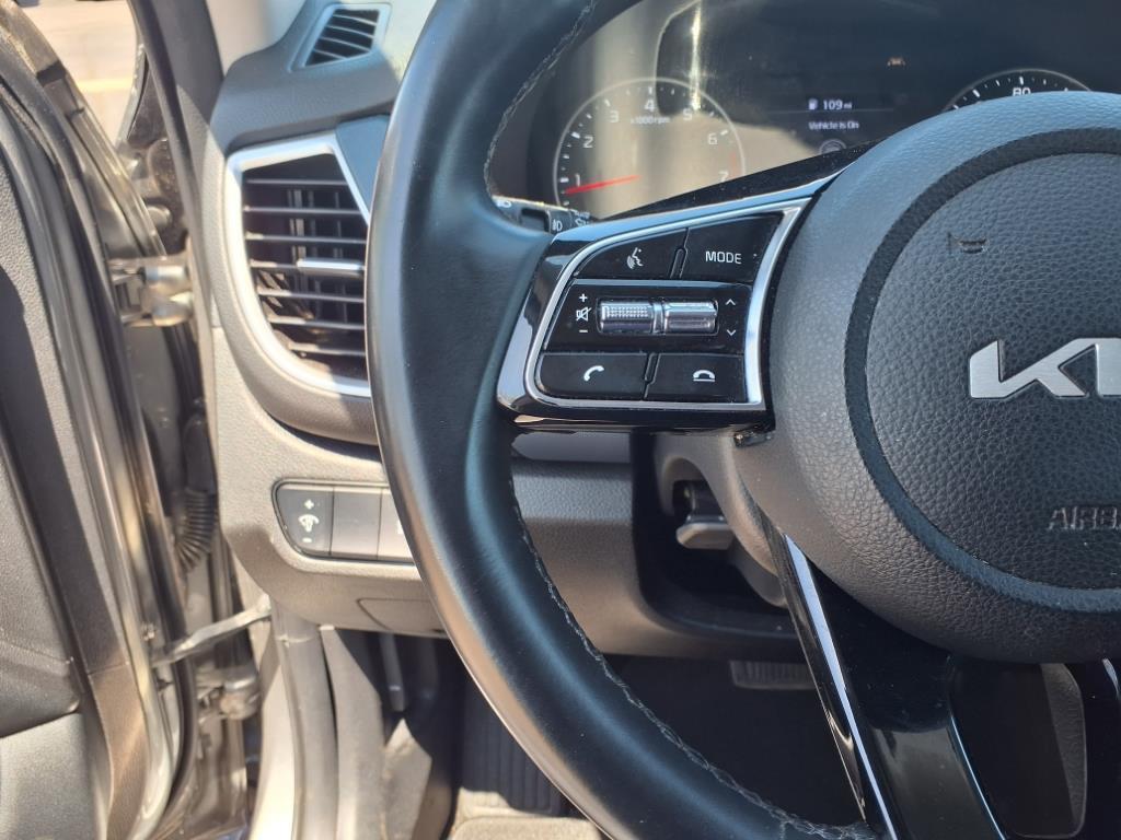 used 2023 Kia Seltos car, priced at $17,500