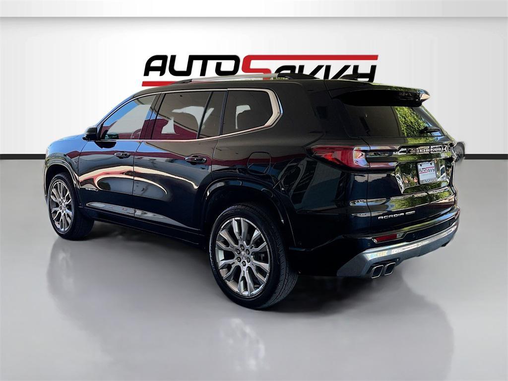 used 2024 GMC Acadia car, priced at $42,900