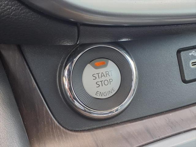 used 2023 Nissan Murano car, priced at $25,600