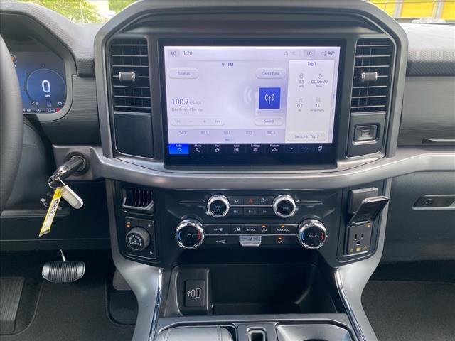 new 2025 Ford F-150 car, priced at $49,305