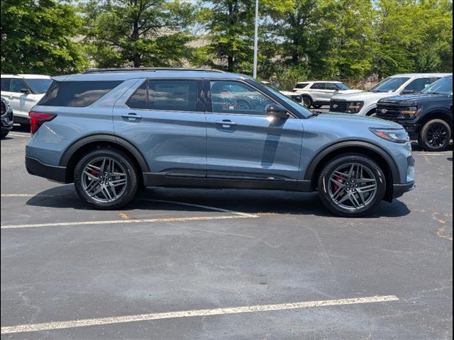 new 2025 Ford Explorer car, priced at $53,355