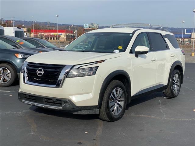 used 2024 Nissan Pathfinder car, priced at $35,043