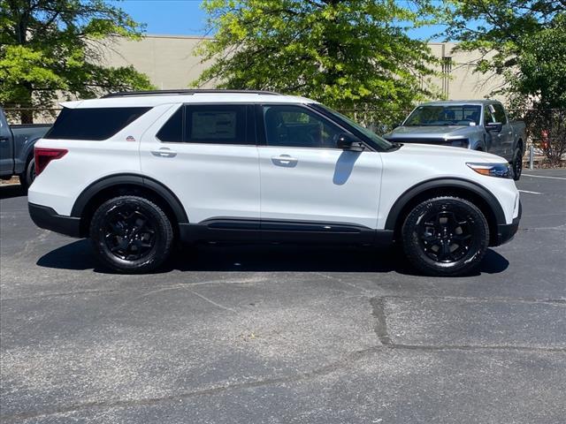 new 2024 Ford Explorer car, priced at $48,190