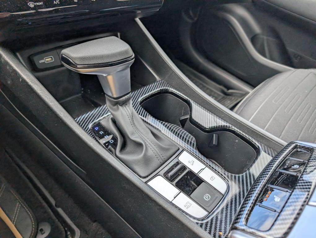 used 2024 Hyundai SANTA CRUZ car, priced at $28,000