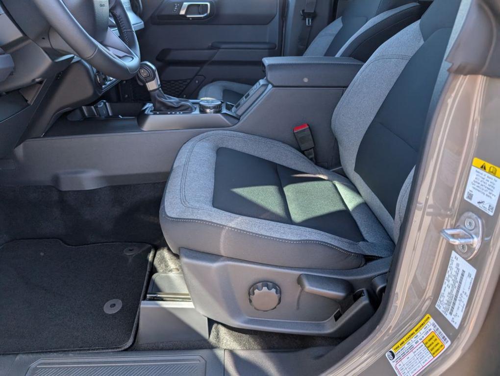 new 2025 Ford Bronco car, priced at $42,225