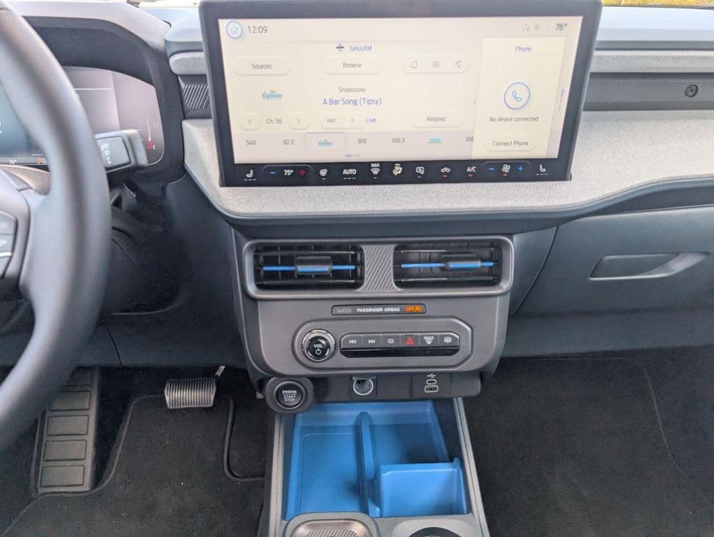 new 2025 Ford Maverick car, priced at $32,025