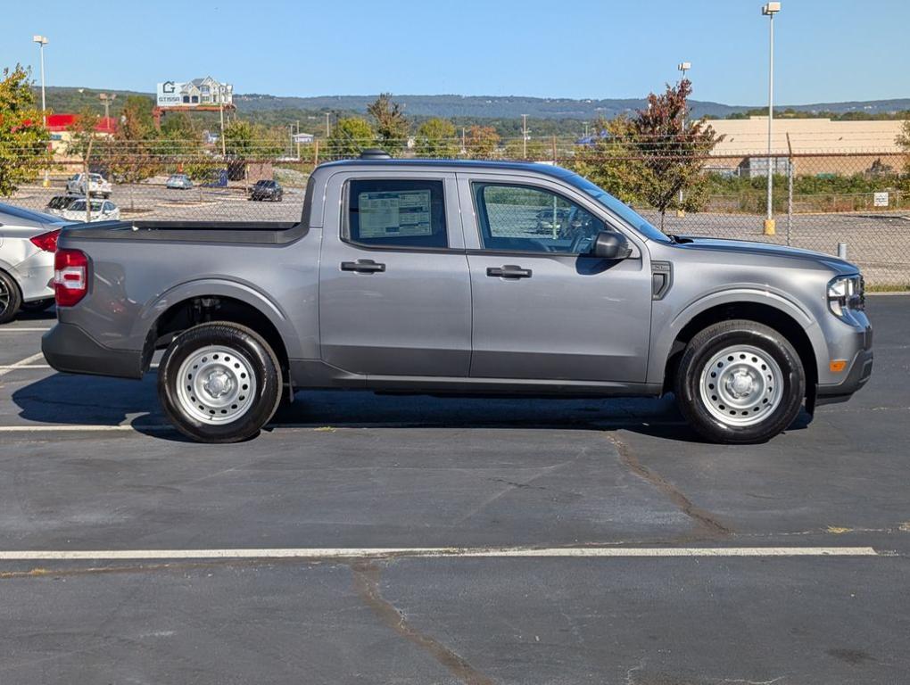 new 2025 Ford Maverick car, priced at $28,396