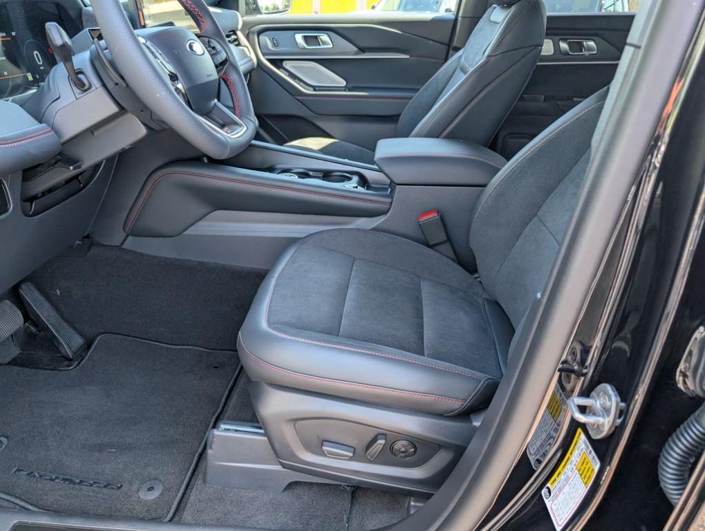 new 2025 Ford Explorer car, priced at $53,860